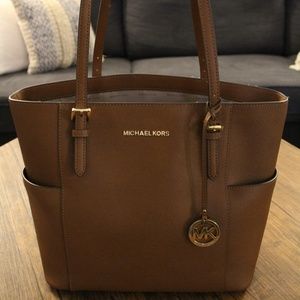 Michael Kors Voyager Crossgrain Tote